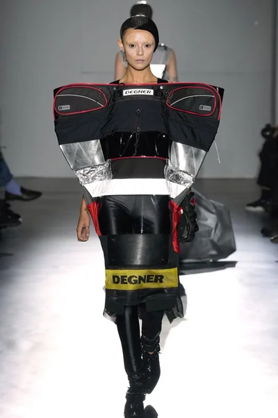 Look 2
